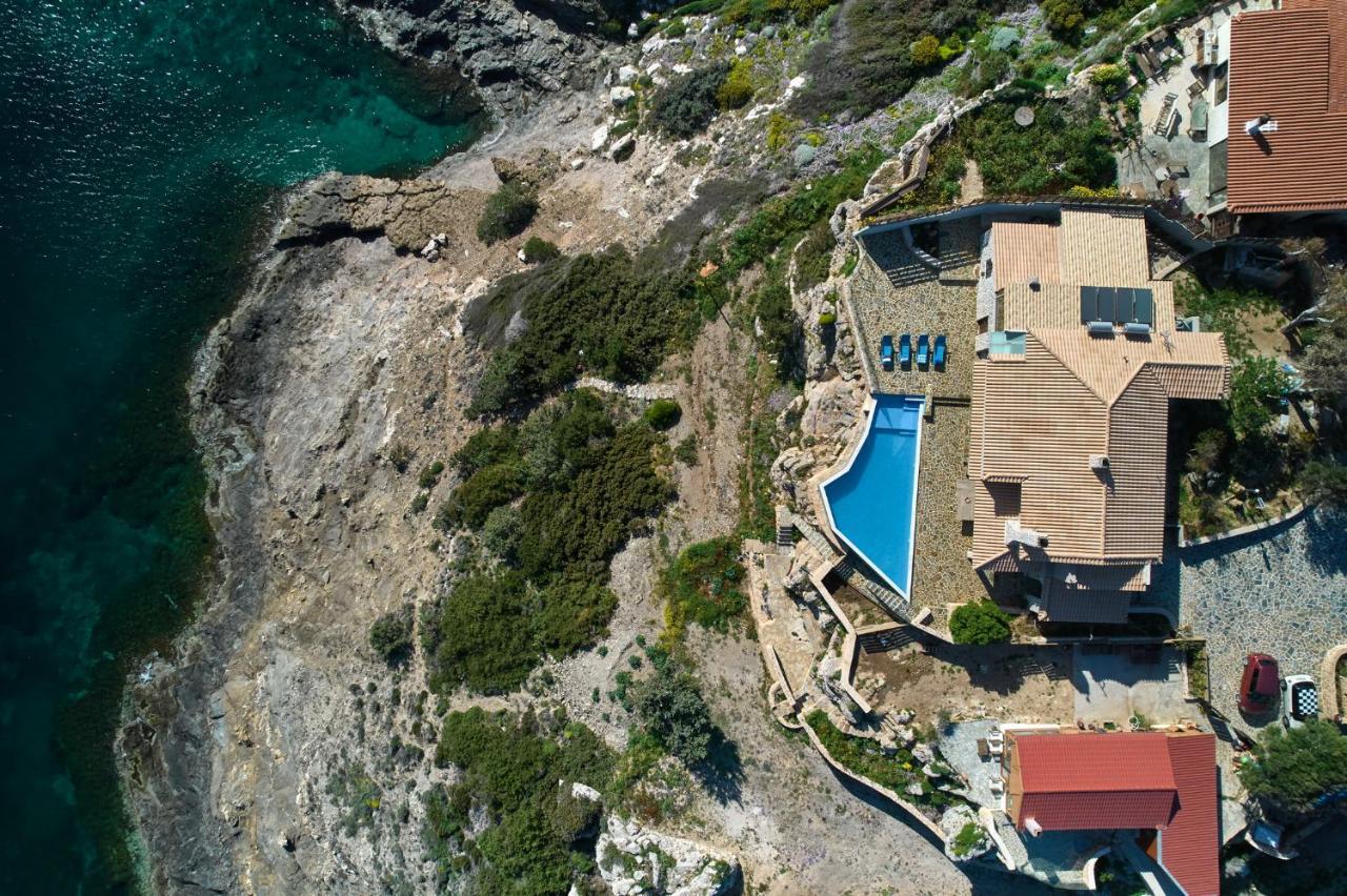 Forecastle Keratea Exterior photo